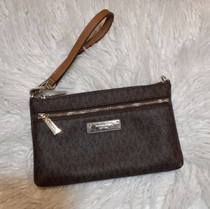 Michael Kors Wristlet Great Condition Brown MK